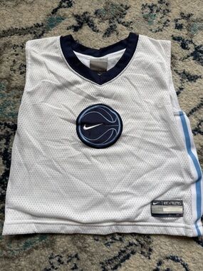 Vintage toddler boys basketball hoodie size 3T